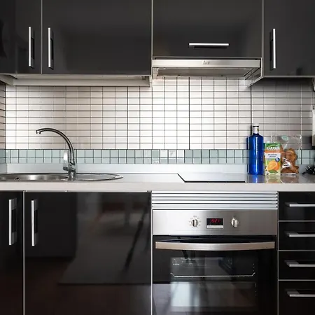 Homeforguest Two-bedroom In The Heart Of Triana דירה *
